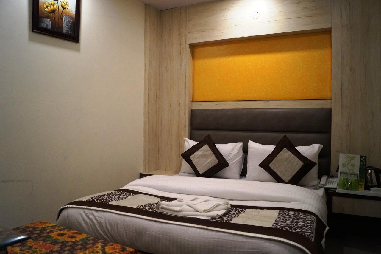 Optimum Oxford International Hotel Új-Delhi Kültér fotó