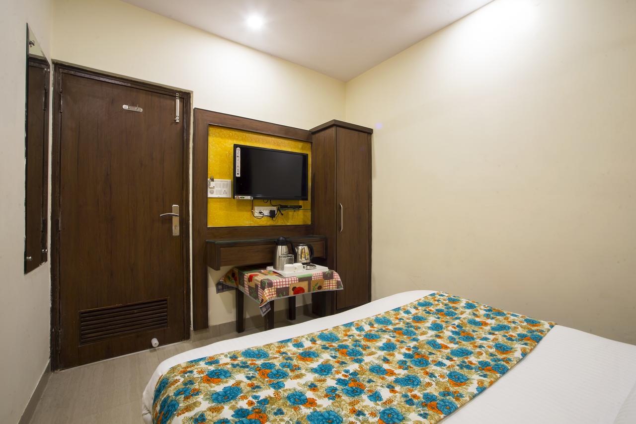 Optimum Oxford International Hotel Új-Delhi Kültér fotó